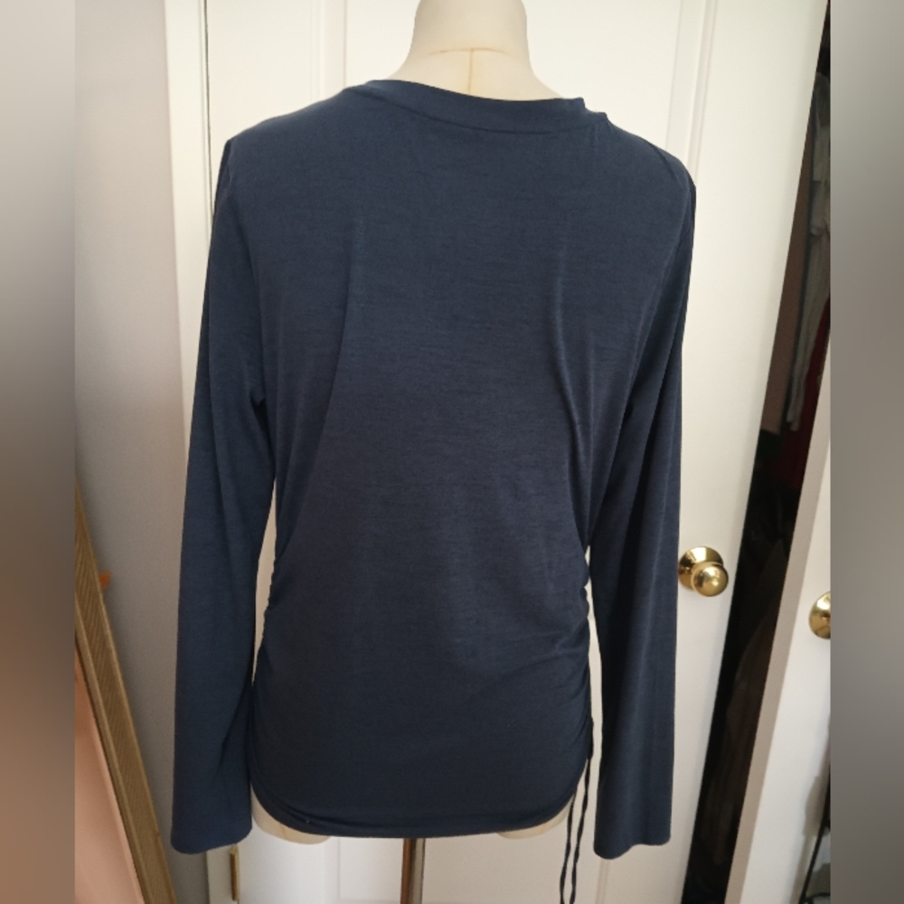 Gap fit brushed tech jersey